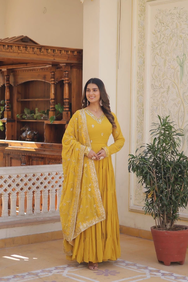 Antique Fashion 1 GOWN WITH DUPATTA - yellow, Xl (42)
