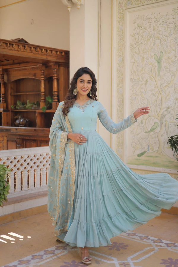 Antique Fashion 1 GOWN WITH DUPATTA - sky, Xl (42)