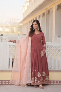 Antique Fashion 1 Gownwithdupatta - M (38)