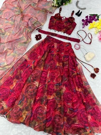 Antique Fashion 1 You gonna love elegance with Modern touch ,Here we Presenting Exclusive Real shoot Design 🌸