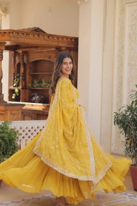 Antique Fashion 1 GOWN WITH DUPATTA - yellow, S (36)