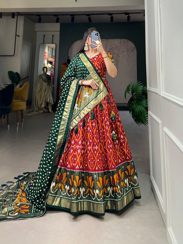 This Gorgeous Gamthi Work Lehenga Choli to Your Wardrobe to Make Your  Navaratri More Traditional 