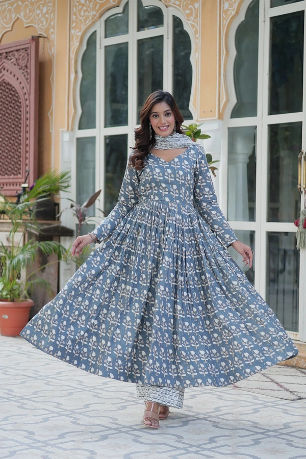 Antique Fashion 1 Kurti Pant duppta Set - L, Granny Smith
