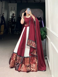Antique Fashion 1 Blue beauty - Maroon