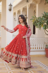 Antique Fashion 1 Gownwithdupatta  - colour 2, Xxl (44)