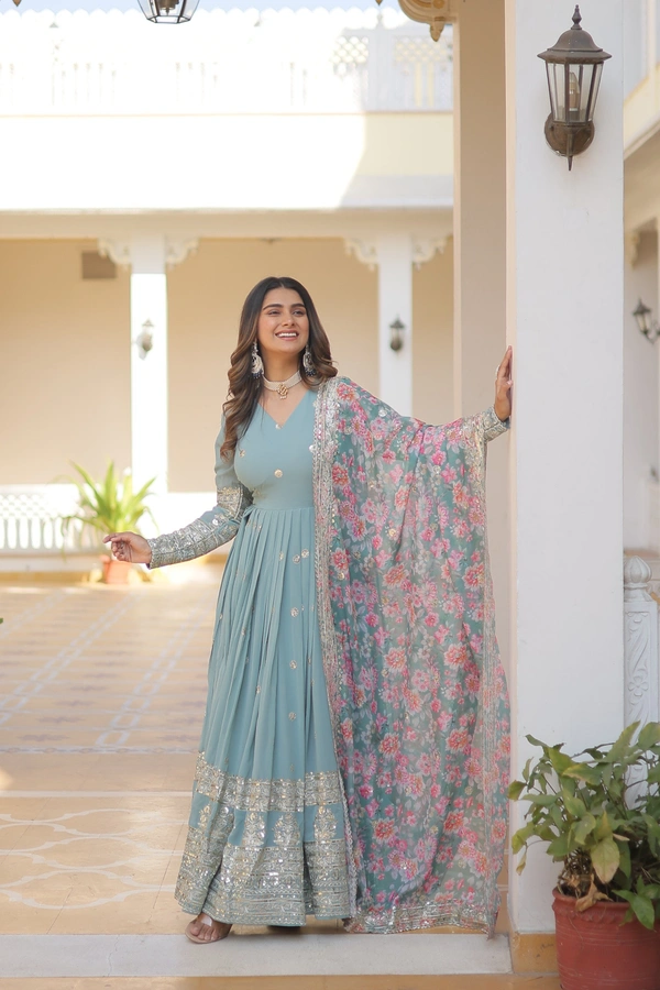 Antique Fashion  Gownwithdupatta  - colour 3, Xl (42)