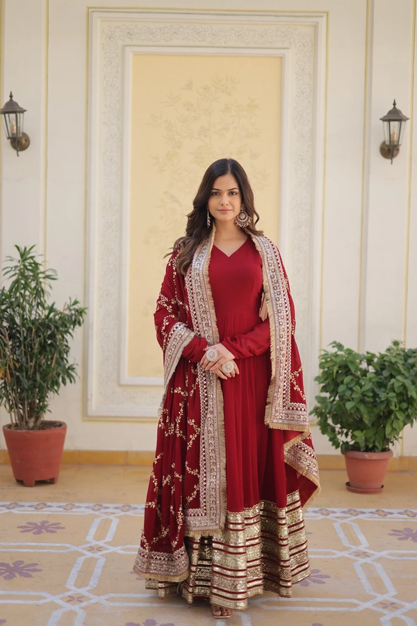 Antique Fashion  Gownwithdupatta  - Xxl (44)