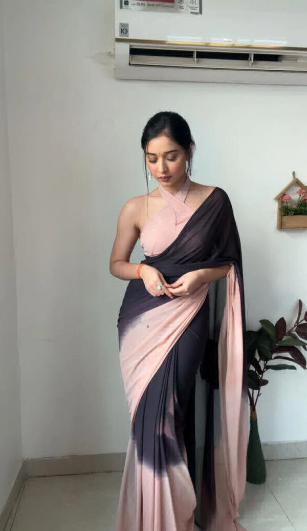 Antique Fashion  Beautiful Designer saree in Fox Georgette fabric