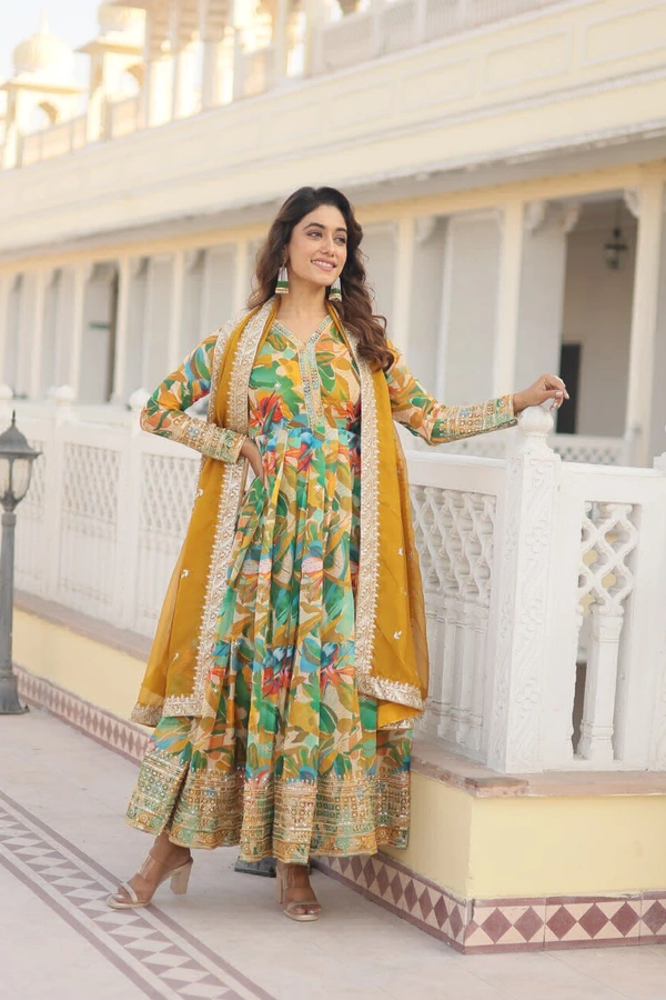 Antique Fashion 1 GOWN WITH DUPATTA SET - colour 2, L (40)