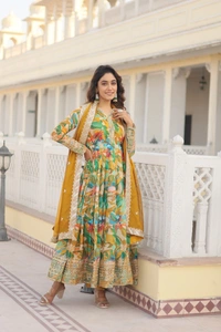 Antique Fashion 1 GOWN WITH DUPATTA SET - colour 2, L (40)