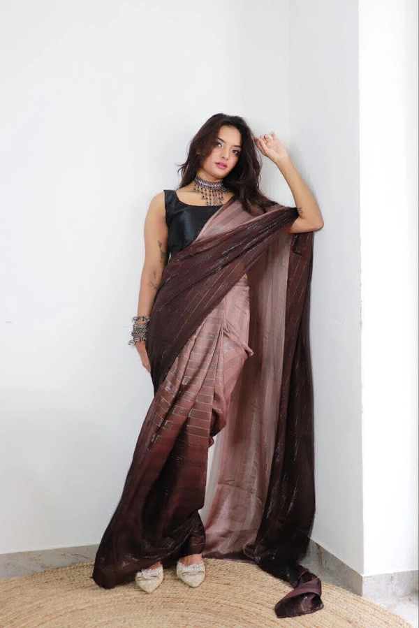 Antique Fashion  Most Beautiful 1 Min Sarees With 3D Padding Shaded Simmer patti - colour 3