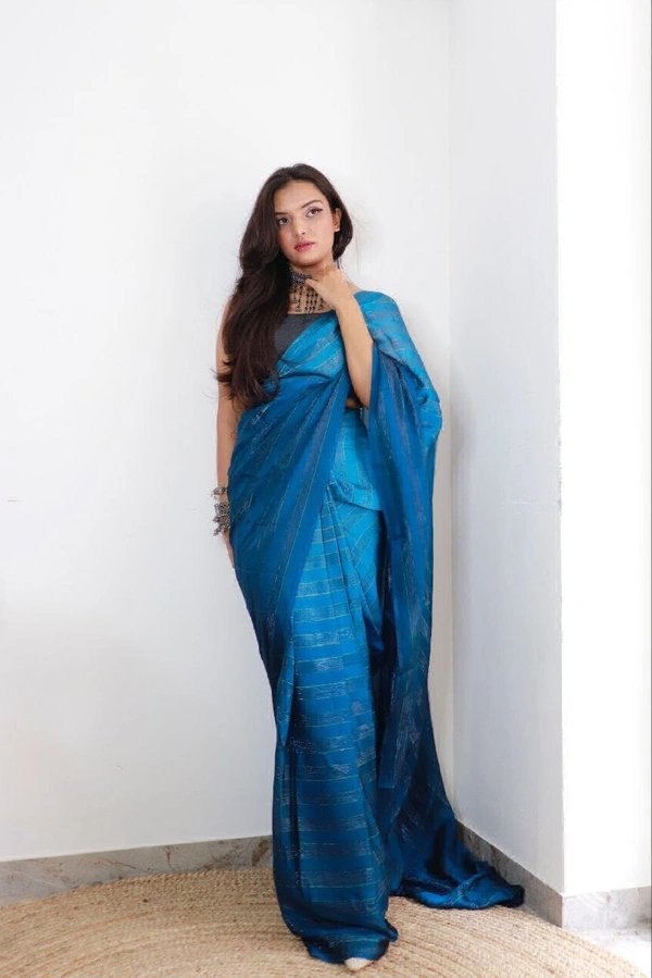 Antique Fashion  Most Beautiful 1 Min Sarees With 3D Padding Shaded Simmer patti - colour 5