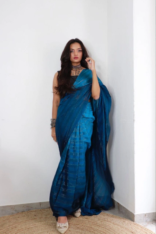 Antique Fashion  Most Beautiful 1 Min Sarees With 3D Padding Shaded Simmer patti - colour 5