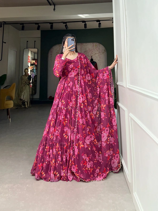 Antique Fashion 1 In a world of monochrome be the burst of color in a pink floral print gown   - Xxl (44)