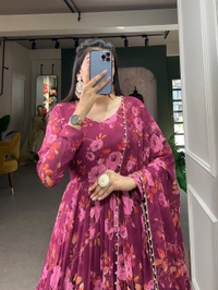 Antique Fashion 1 In a world of monochrome be the burst of color in a pink floral print gown   - Xxl (44)
