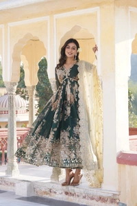 Antique Fashion 1 ALIA CUT GOWN WITH DUPATTA SET  - Xl (42)