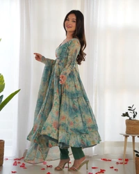 Antique Fashion 1 PURE SOFT ORGANJA SILK FABRIC FULLY FLAIR KALI PATTERN AND CANVAS PATTA WITH DUPPTA SET,PENT READY TO WEAR* - L (40)