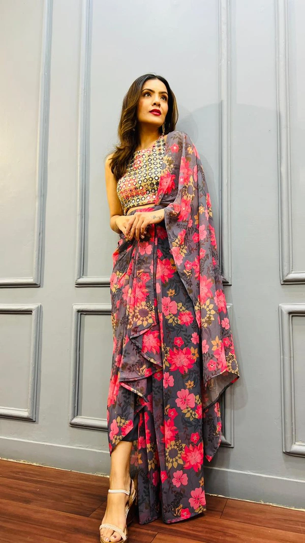 Antique Fashion 1 GET READY FOR UPCOMING FESTIVITIES AND WEDDING CELEBRATIONS WITH THIS  - 36