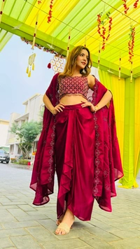 Antique Fashion 1 This wedding season flaunt with this glamorous sarong dress - Xxxl (46)