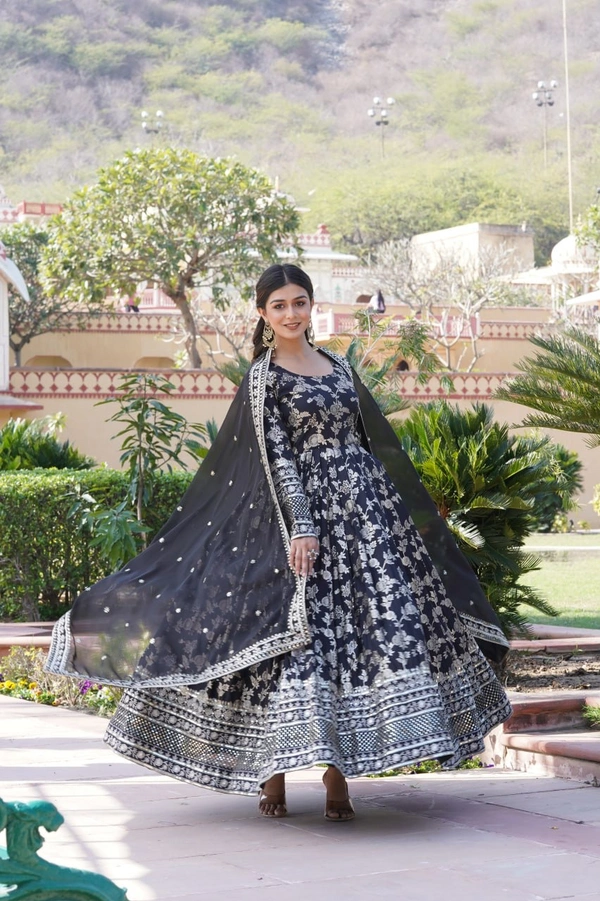 Antique Fashion 1 Viscose Dyable Jacquard Gown With Sequins Embroidered Work and Russian Silk Dupatta, it will enhance can combine the best parts of Indian wear into one stunning ensemble  - xxl (44), Black