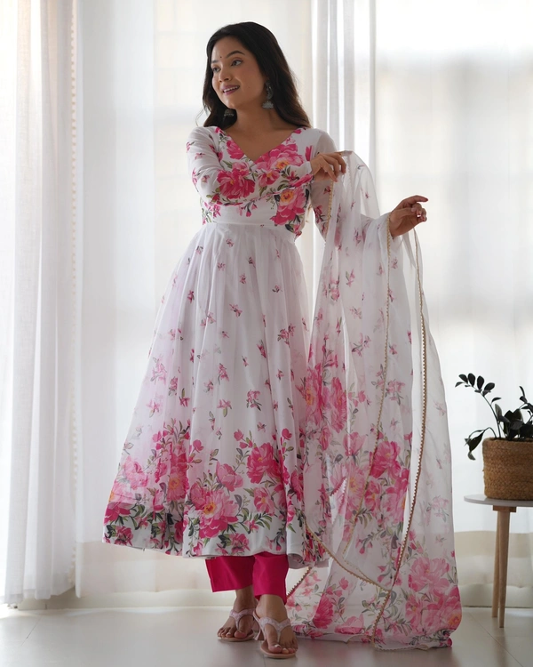 Antique Fashion 1 *PURE SOFT ORGANJA SILK FABRIC FULLY FLAIR KALI PATTERN AND CANVAS PATTA WITH DUPPTA SET ,PENT READY TO WEAR* - Xl (42)