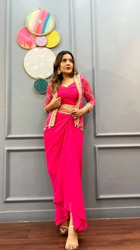 Antique Fashion 1 GET READY TO SLAY 🤩SPECIAL OCCASIONS AND WEDDING CELEBRATIONS WITH THIS SHARONG DRESS WITH JACKET🧡 - L (40), colour 1