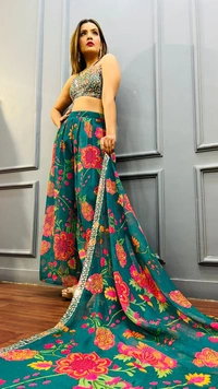Antique Fashion 1 This wedding season flaunt with this glamorous 3 pcs dress - XXXL