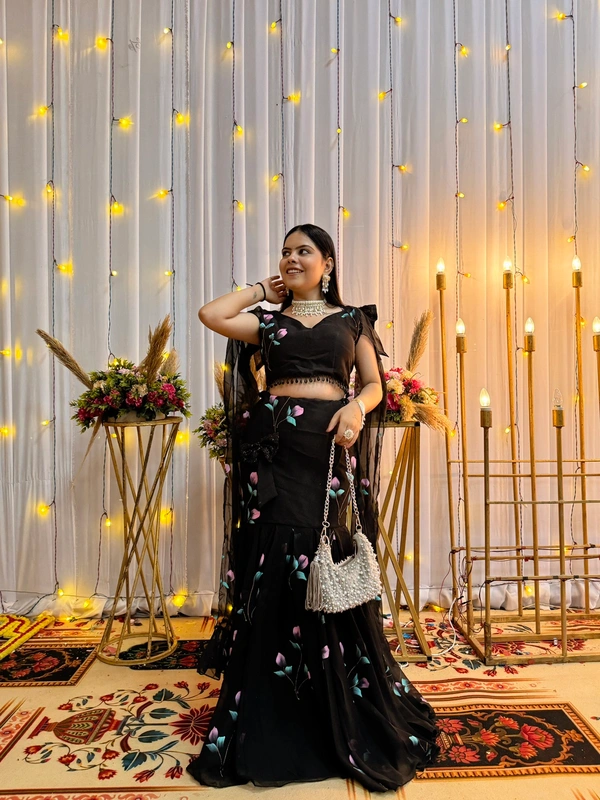 Antique Fashion 1 Here we Presenting Exclusive Real shoot Handpainted lehnga Design - XL