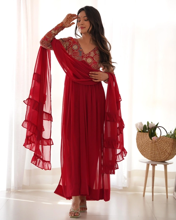 Antique Fashion 1 NAIRA ALIA CUT  FIT EMBROIDERY KURTA WITH DUPPTA SET PENT READY TO WEAR  - Xs (34)
