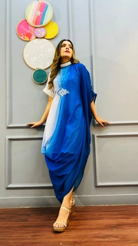 Antique Fashion 1 Radiant shades and effortless elegance Dive into the season s chicest trends - L (40), colour 2