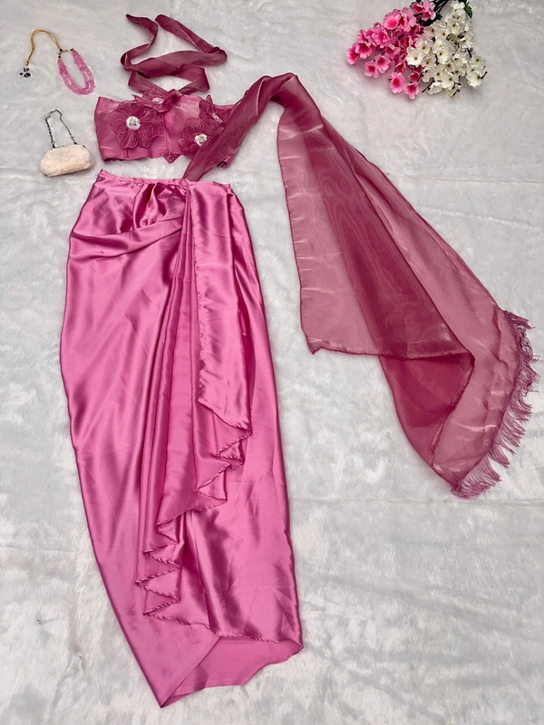 Antique Fashion 1 You gonna love elegance with Modern touch  Here we Presenting Designer western collection  - colour 2