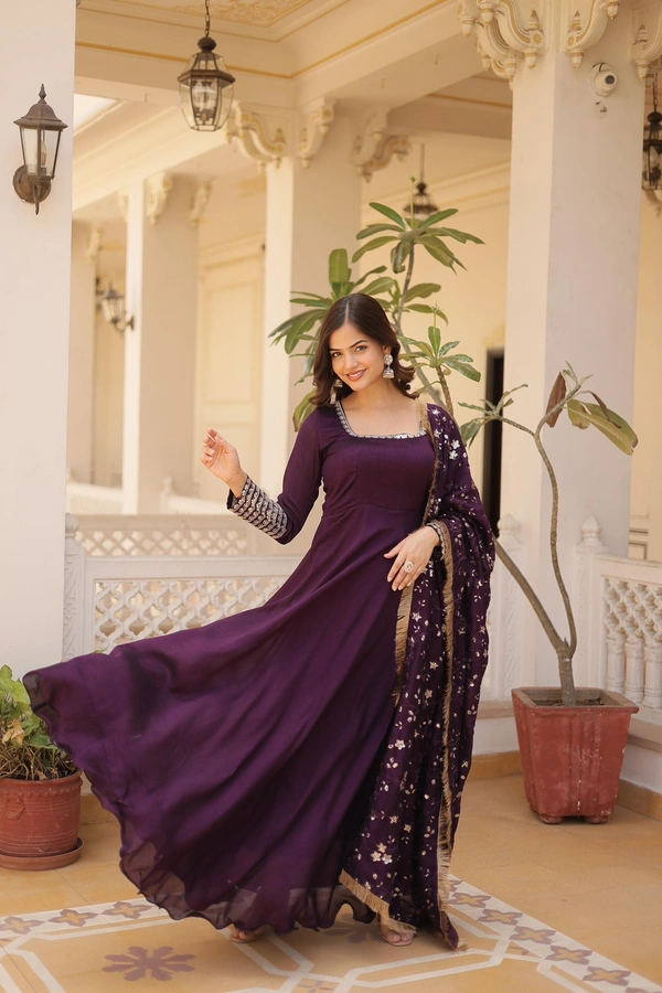 Antique Fashion 1 GOWN WITH DUPATTA SET  - Xl (42), colour 3