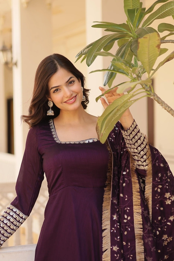 Antique Fashion 1 GOWN WITH DUPATTA SET  - Xl (42), colour 3