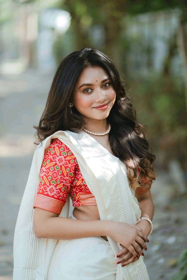 Antique Fashion 1 This manipuri Tussar saree is paired with patola print blouse the saree is just perfect attire for any kind of event   - white