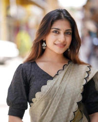 Antique Fashion 1 New Premium And High Quality gadhwal chex Saree That is Super Stylish and Pretty - colour 1