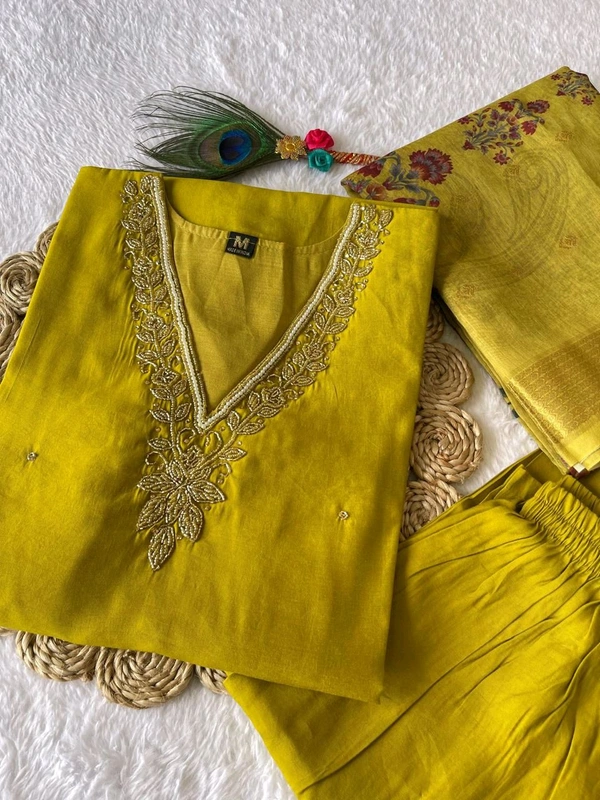 Antique Fashion 1 Designers Kurti Pent Dupatta Set - S (36)