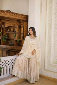 Antique Fashion 1  Ghararasuit  - Xl (42), colour 1