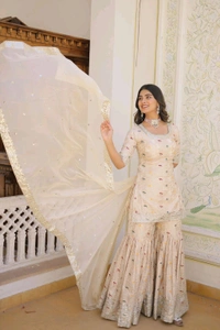 Antique Fashion 1  Ghararasuit  - Xl (42), colour 1