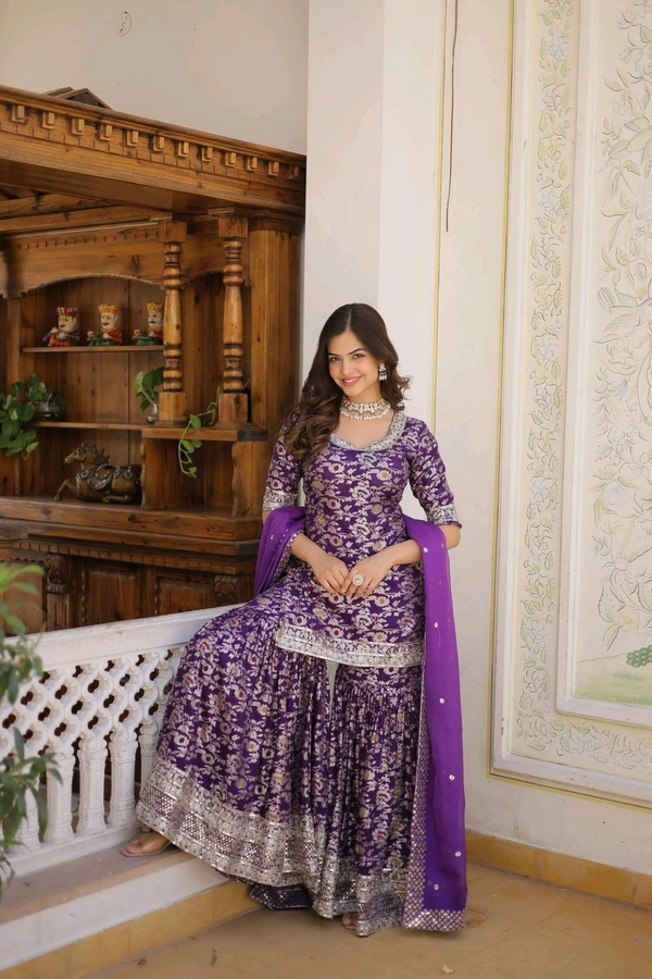 Antique Fashion 1  Ghararasuit  - L (40), colour 3