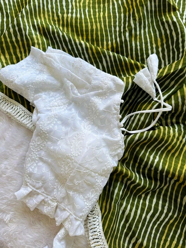 Antique Fashion 1 Exclusive  elegant launch for summer collection perfect for any occasion linen mul mul  cotton with border  saree with georgette blouse  - colour 4