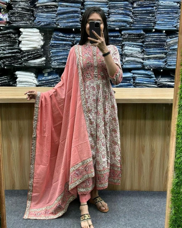 Antique Fashion 1 Featuring beautiful Heavy Suit Set which is beautifully decorated with intricate hand embroidery Zari weaving and prints  It is paired with matching pants and Lace dupatta  - L (40)