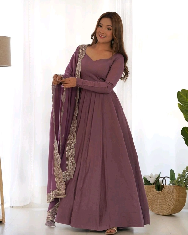 Antique Fashion 1 QUALITY PURE ROMANSILK CHANDERI FABRIC FULLY FLAIR ANARKALI,WITH DUPPTA SET,PENT READY TO WEAR - Xs (34), colour 3