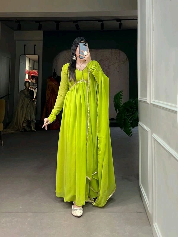 Antique Fashion 1 Alia Style Gown - colour 2