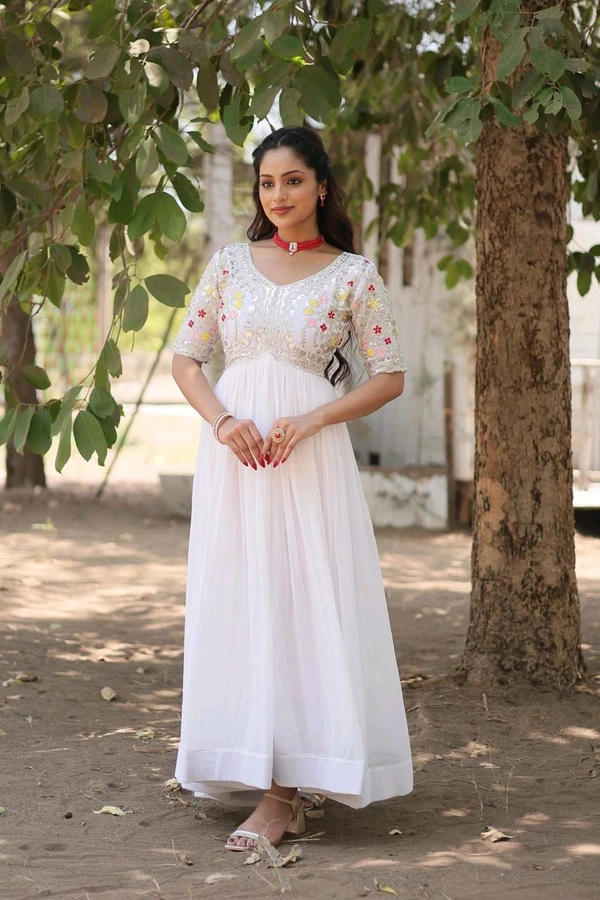 Antique Fashion 1 Designer Gown is luxury clothing Considered to be high quality Made by Zari Thread   Sequins Embroidery  This is Made for Desirable Women's who deserve it - L (40), colour 1