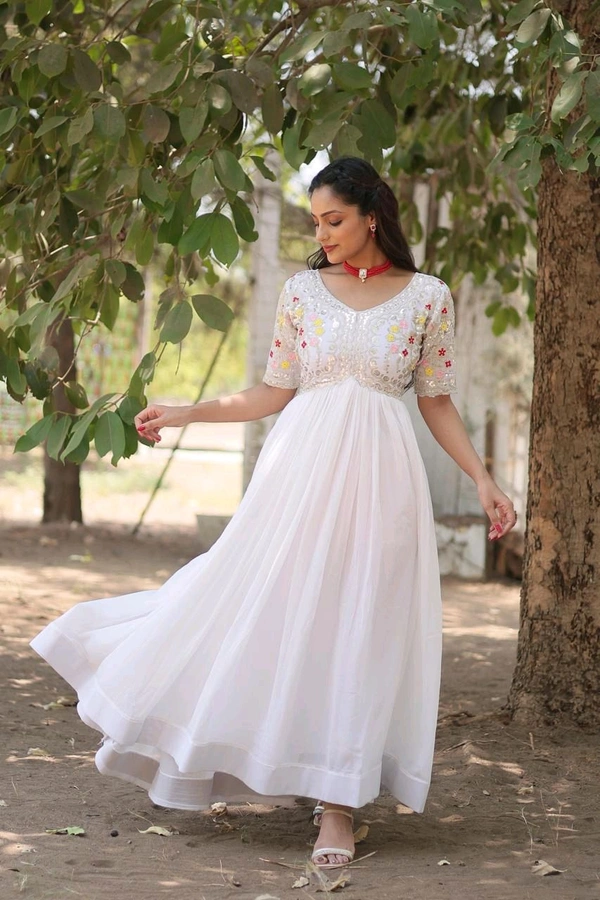 Antique Fashion 1 Designer Gown is luxury clothing Considered to be high quality Made by Zari Thread   Sequins Embroidery  This is Made for Desirable Women's who deserve it - Xl (42), colour 1