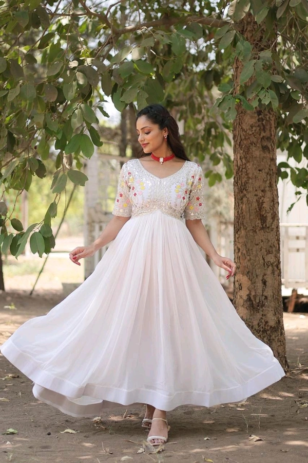 Antique Fashion 1 Designer Gown is luxury clothing Considered to be high quality Made by Zari Thread   Sequins Embroidery  This is Made for Desirable Women's who deserve it - Xl (42), colour 1