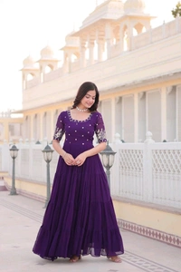 Antique Fashion 1 Designer Gown is luxury clothing Considered to be high quality Made by Zari Thread  Sequins Embroidery This is Made for Desirable Women s who deserve it - L (40), colour 1