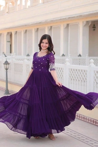 Antique Fashion 1 Designer Gown is luxury clothing Considered to be high quality Made by Zari Thread  Sequins Embroidery This is Made for Desirable Women s who deserve it - L (40), colour 1