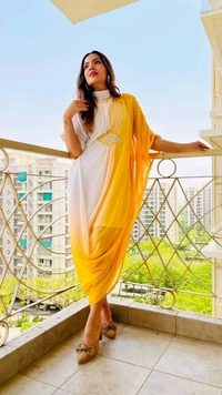 Antique Fashion 1 Radiant shades and effortless elegance Dive into the season s chicest trends - M (38), colour 3