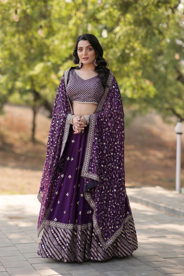 Antique Fashion 1 Absolutely  This Masterpiece deserves a Place in every Wardrobe  Its Timeless beauty and equisite craftsmanship make it must have